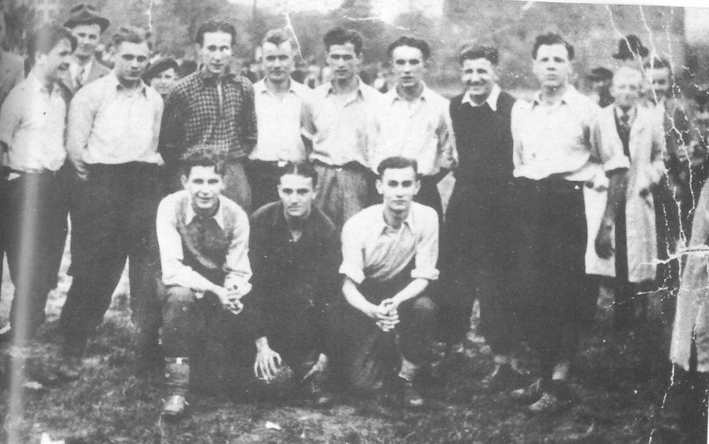 Zwycięzca-konspiracyjnych-mistrzostw-Poznania-w-1940-roku-–-„Chwaliszewo”