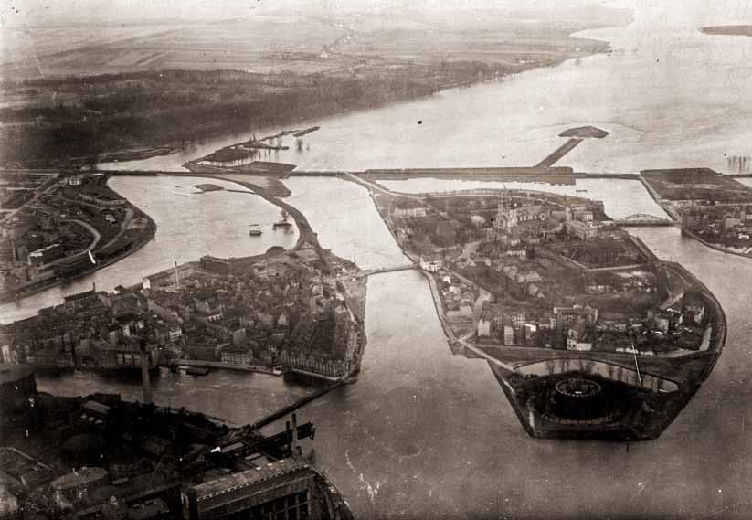 Ostrów Tumski i Chwaliszewo w czasie powodzi w 1924 roku