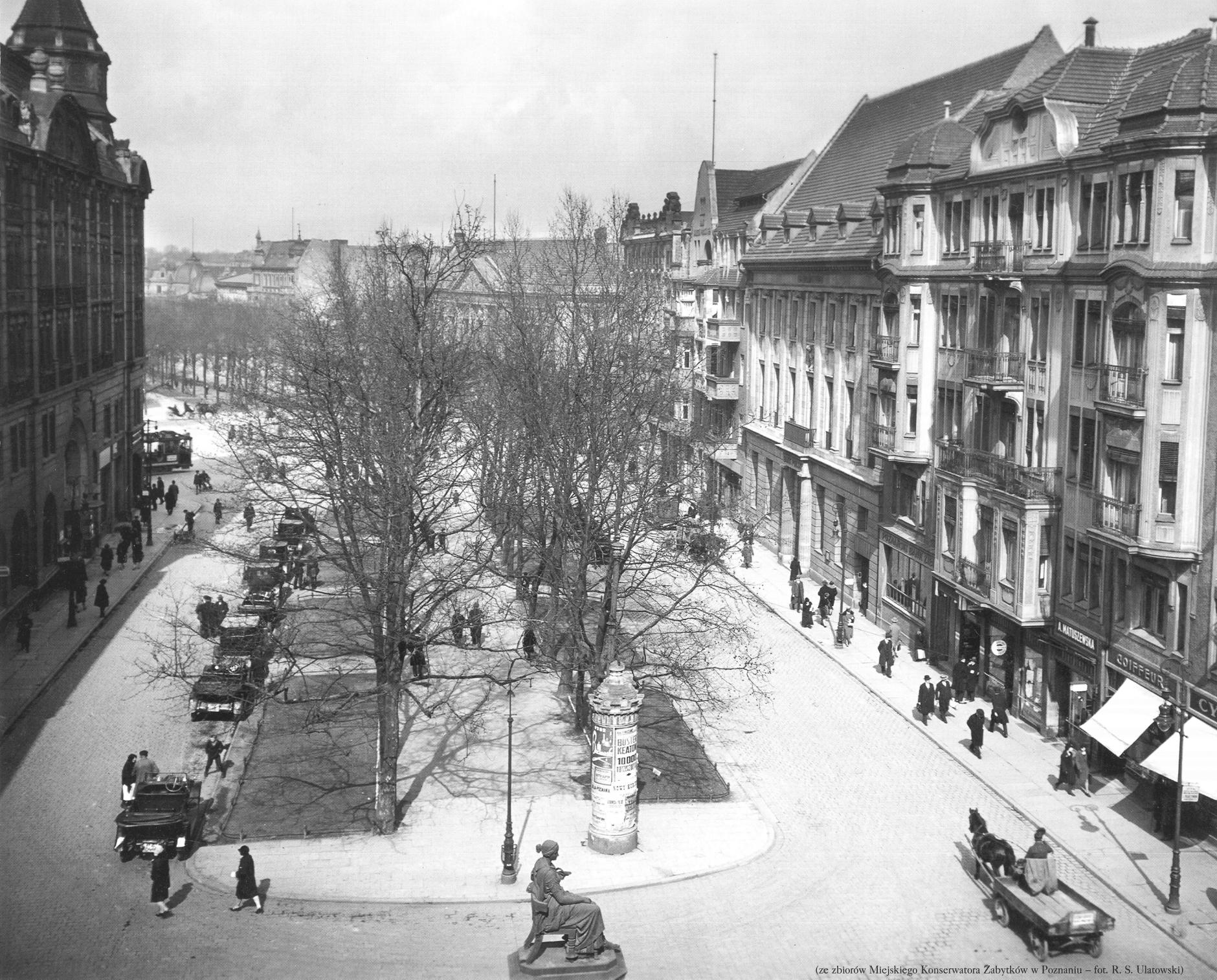 (1930-1939) Al. Marcinkowskiego z pomnikiem bogini zdrowia Hygiei fundacji Edwarda Raczyńskiego